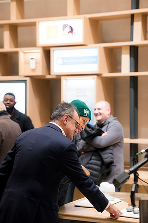 0116__12-4-25_Google-Store-Opening-Event-Georgetown-Washington-DC-Event-Photojournalism-event-photography