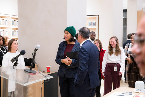 0117__12-4-25_Google-Store-Opening-Event-Georgetown-Washington-DC-Event-Photojournalism-event-photography