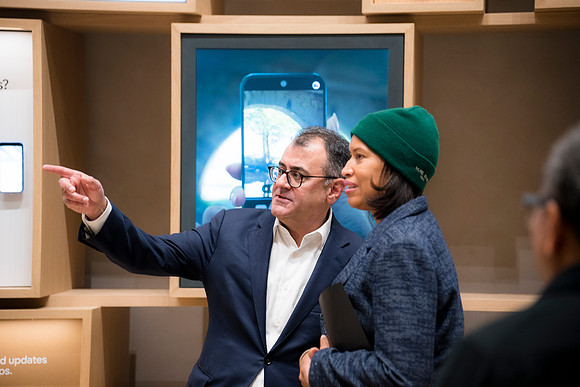 0118__12-4-25_Google-Store-Opening-Event-Georgetown-Washington-DC-Event-Photojournalism-event-photography