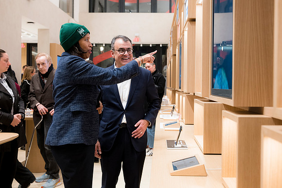 0143__12-4-25_Google-Store-Opening-Event-Georgetown-Washington-DC-Event-Photojournalism-event-photography