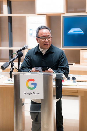 0152__12-4-25_Google-Store-Opening-Event-Georgetown-Washington-DC-Event-Photojournalism-event-photography