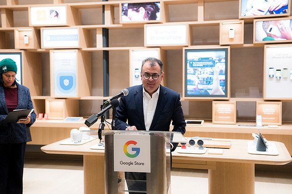 0162__12-4-25_Google-Store-Opening-Event-Georgetown-Washington-DC-Event-Photojournalism-event-photography
