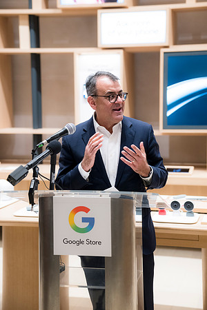 0171__12-4-25_Google-Store-Opening-Event-Georgetown-Washington-DC-Event-Photojournalism-event-photography