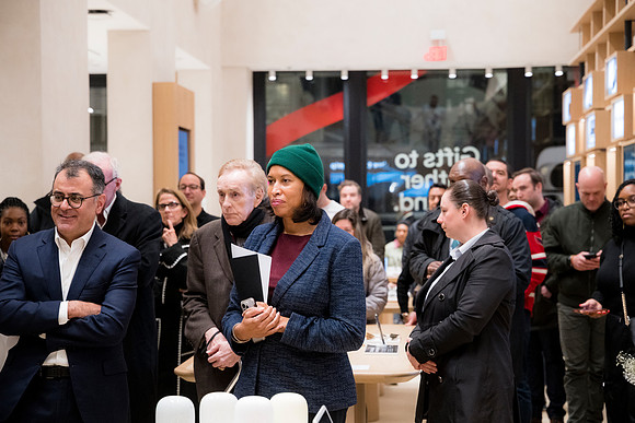 0179__12-4-25_Google-Store-Opening-Event-Georgetown-Washington-DC-Event-Photojournalism-event-photography