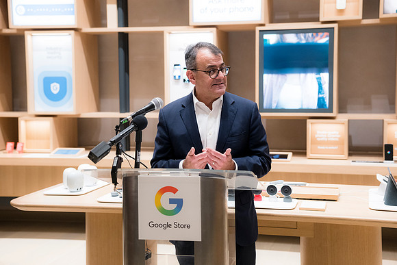 0184__12-4-25_Google-Store-Opening-Event-Georgetown-Washington-DC-Event-Photojournalism-event-photography
