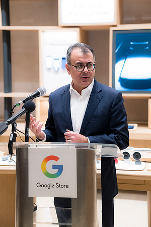 0190__12-4-25_Google-Store-Opening-Event-Georgetown-Washington-DC-Event-Photojournalism-event-photography
