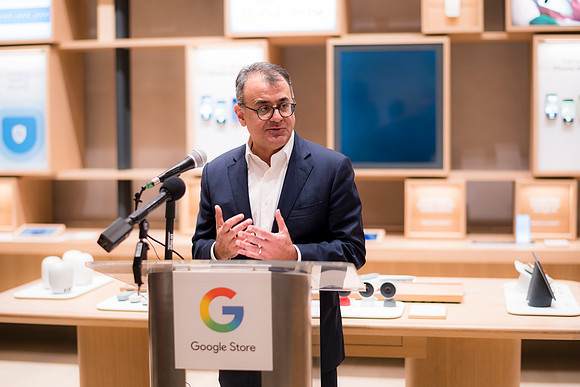 0194__12-4-25_Google-Store-Opening-Event-Georgetown-Washington-DC-Event-Photojournalism-event-photography