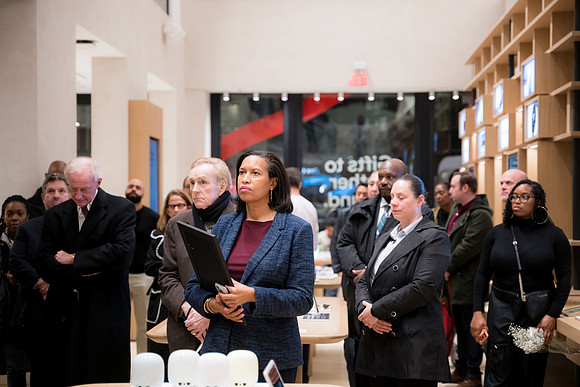 0203__12-4-25_Google-Store-Opening-Event-Georgetown-Washington-DC-Event-Photojournalism-event-photography