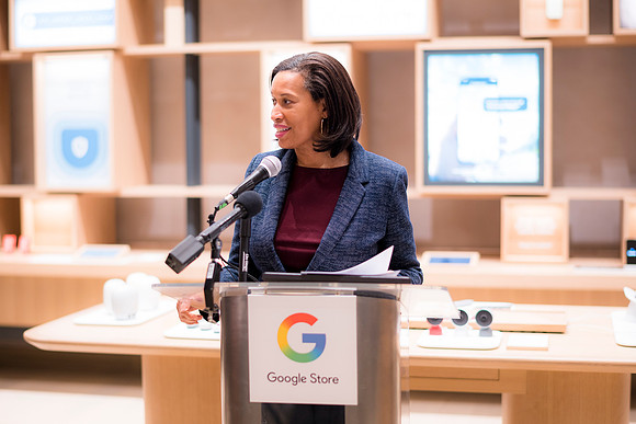 0214__12-4-25_Google-Store-Opening-Event-Georgetown-Washington-DC-Event-Photojournalism-event-photography