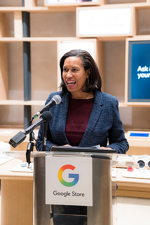 0211__12-4-25_Google-Store-Opening-Event-Georgetown-Washington-DC-Event-Photojournalism-event-photography