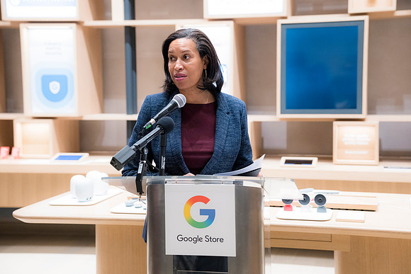 0234__12-4-25_Google-Store-Opening-Event-Georgetown-Washington-DC-Event-Photojournalism-event-photography