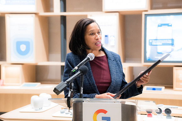 0244__12-4-25_Google-Store-Opening-Event-Georgetown-Washington-DC-Event-Photojournalism-event-photography