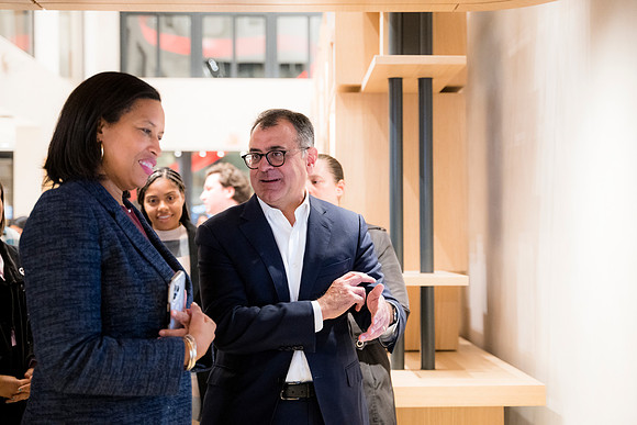 0288__12-4-25_Google-Store-Opening-Event-Georgetown-Washington-DC-Event-Photojournalism-event-photography