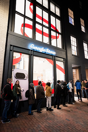 0297__12-4-25_Google-Store-Opening-Event-Georgetown-Washington-DC-Event-Photojournalism-event-photography