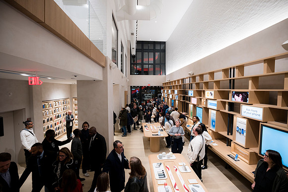 0309__12-4-25_Google-Store-Opening-Event-Georgetown-Washington-DC-Event-Photojournalism-event-photography