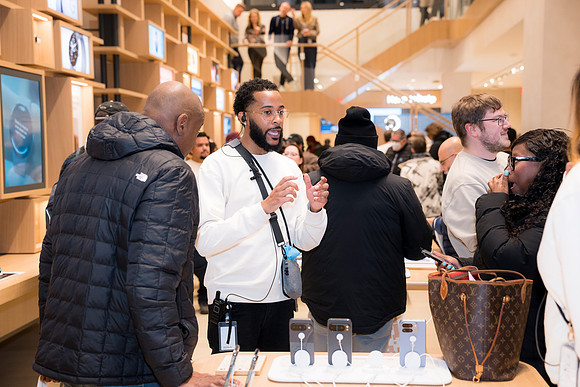 0325__12-4-25_Google-Store-Opening-Event-Georgetown-Washington-DC-Event-Photojournalism-event-photography