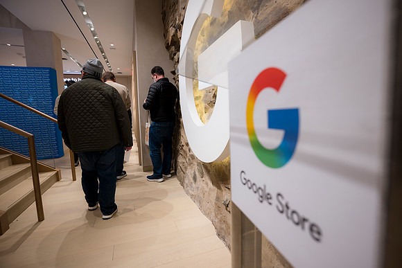 0333__12-4-25_Google-Store-Opening-Event-Georgetown-Washington-DC-Event-Photojournalism-event-photography