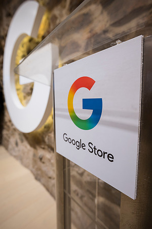 0334__12-4-25_Google-Store-Opening-Event-Georgetown-Washington-DC-Event-Photojournalism-event-photography