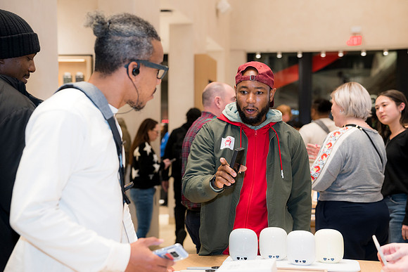 0371__12-4-25_Google-Store-Opening-Event-Georgetown-Washington-DC-Event-Photojournalism-event-photography