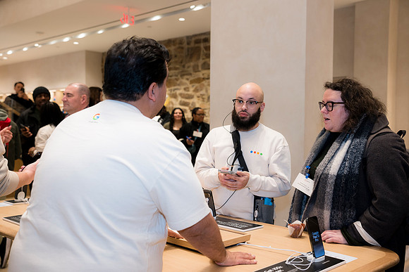 0374__12-4-25_Google-Store-Opening-Event-Georgetown-Washington-DC-Event-Photojournalism-event-photography