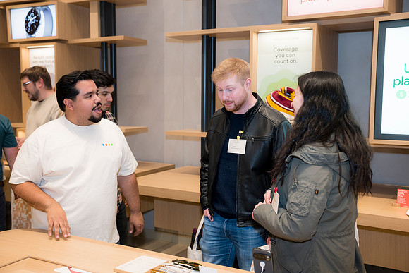 0382__12-4-25_Google-Store-Opening-Event-Georgetown-Washington-DC-Event-Photojournalism-event-photography