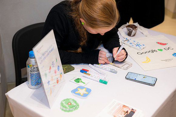 0390__12-4-25_Google-Store-Opening-Event-Georgetown-Washington-DC-Event-Photojournalism-event-photography