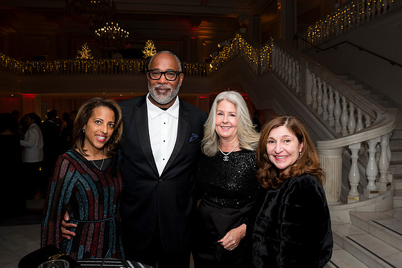 0113__12-4-25_Baker-McKenzie-LLP-Holiday-Party-Museum-of-Women-in-the-Arts-DC-_Event-Photojournalism-event-photography