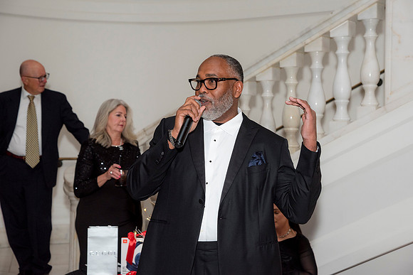 0230__12-4-25_Baker-McKenzie-LLP-Holiday-Party-Museum-of-Women-in-the-Arts-DC-_Event-Photojournalism-event-photography