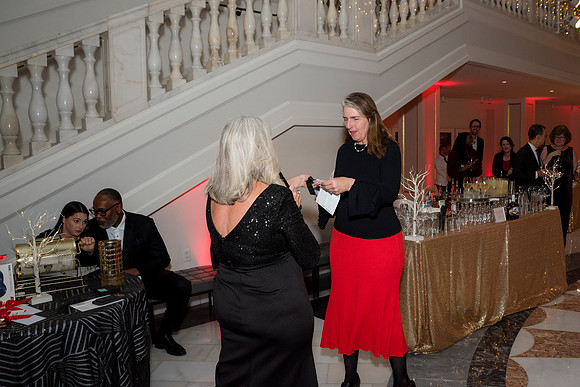 0242__12-4-25_Baker-McKenzie-LLP-Holiday-Party-Museum-of-Women-in-the-Arts-DC-_Event-Photojournalism-event-photography