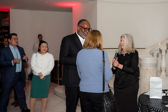 0253__12-4-25_Baker-McKenzie-LLP-Holiday-Party-Museum-of-Women-in-the-Arts-DC-_Event-Photojournalism-event-photography