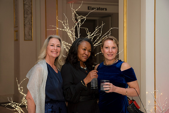 0308__12-4-25_Baker-McKenzie-LLP-Holiday-Party-Museum-of-Women-in-the-Arts-DC-_Event-Photojournalism-event-photography