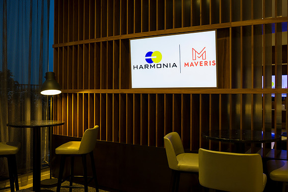 0017__12-5-25__Harmonia-Maveris-Holiday-Party-Wren-Restraurant-Tysons-Virginia-Event-Photojournalism-event-photography