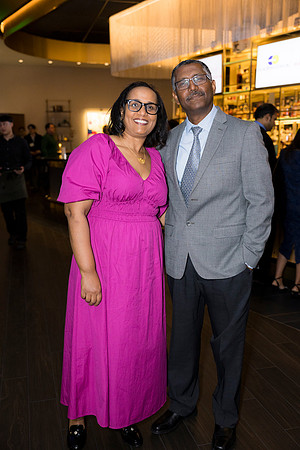 0117__12-5-25__Harmonia-Maveris-Holiday-Party-Wren-Restraurant-Tysons-Virginia-Event-Photojournalism-event-photography