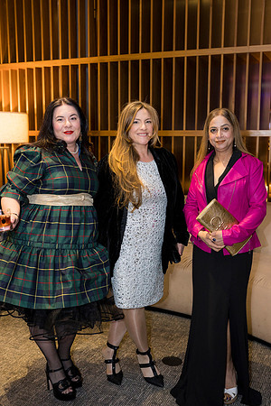 0144__12-5-25__Harmonia-Maveris-Holiday-Party-Wren-Restraurant-Tysons-Virginia-Event-Photojournalism-event-photography