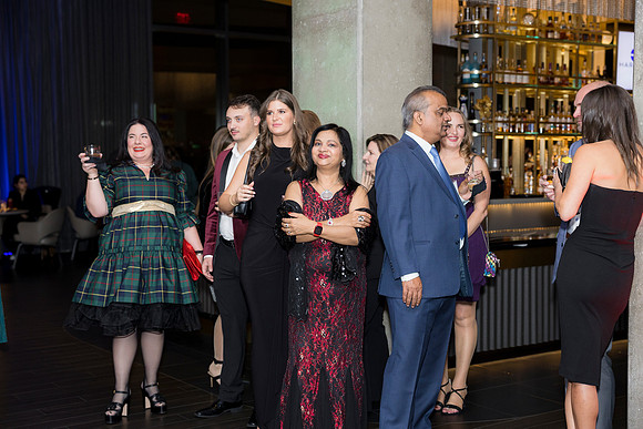 0174__12-5-25__Harmonia-Maveris-Holiday-Party-Wren-Restraurant-Tysons-Virginia-Event-Photojournalism-event-photography