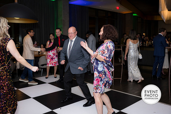 0297__12-5-25__Harmonia-Maveris-Holiday-Party-Wren-Restraurant-Tysons-Virginia-Event-Photojournalism-event-photography