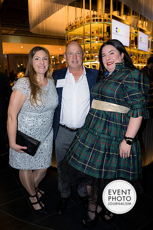 0311__12-5-25__Harmonia-Maveris-Holiday-Party-Wren-Restraurant-Tysons-Virginia-Event-Photojournalism-event-photography