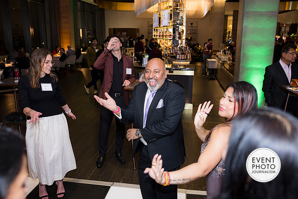 0354__12-5-25__Harmonia-Maveris-Holiday-Party-Wren-Restraurant-Tysons-Virginia-Event-Photojournalism-event-photography