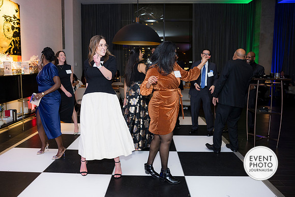 0393__12-5-25__Harmonia-Maveris-Holiday-Party-Wren-Restraurant-Tysons-Virginia-Event-Photojournalism-event-photography