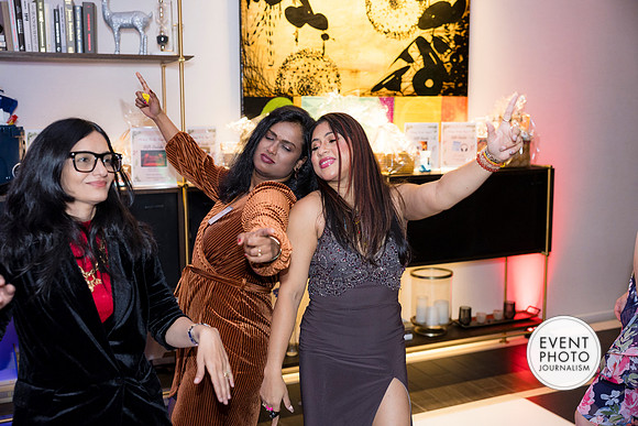0417__12-5-25__Harmonia-Maveris-Holiday-Party-Wren-Restraurant-Tysons-Virginia-Event-Photojournalism-event-photography