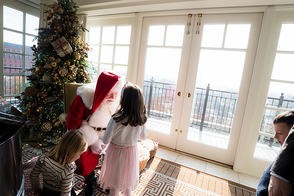 0281__12-7-25_Tishman-Speyer-Holiday-Brunch-Hay-Adams-Hotel-DC-Event-Photojournalism-photography