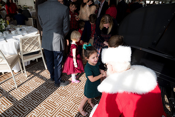 0410__12-7-25_Tishman-Speyer-Holiday-Brunch-Hay-Adams-Hotel-DC-Event-Photojournalism-photography