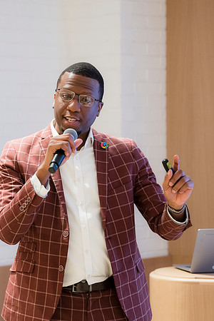 0121__12-9-25_Google-Store-Georgetown-Event-Space-Washington-DC-Happy-Techsgiving--Event-Photojournalism-photography