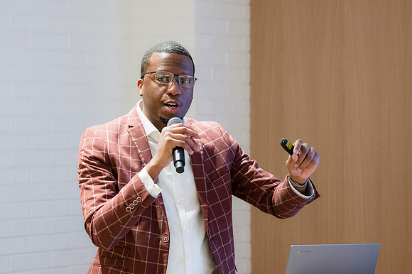 0128__12-9-25_Google-Store-Georgetown-Event-Space-Washington-DC-Happy-Techsgiving--Event-Photojournalism-photography