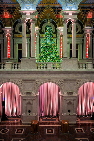 0015__12-12-25_2025-Bain-&-Company-Holiday-Party-Library-of-Congress-DC-Event-Photojournalism-photography