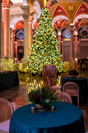 0135__12-12-25_2025-Bain-&-Company-Holiday-Party-Library-of-Congress-DC-Event-Photojournalism-photography