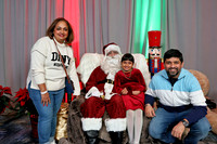0010__12-20-25_Four-Seasons-Childrens-Holiday-Party-Rodney-Bailey-Photography