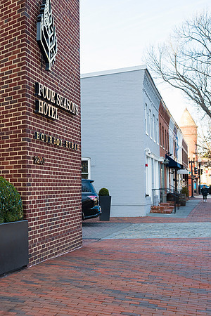 0221__12-20-25_Four-Seasons-Childrens-Holiday-Party-Rodney-Bailey-Photography