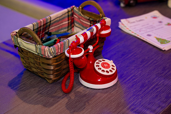 0262__12-20-25_Four-Seasons-Childrens-Holiday-Party-Rodney-Bailey-Photography