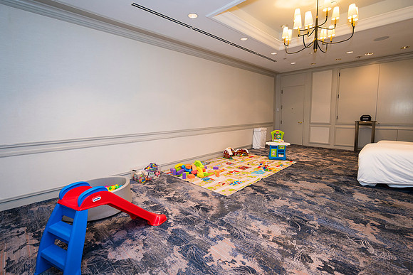 0299__12-20-25_Four-Seasons-Childrens-Holiday-Party-Rodney-Bailey-Photography